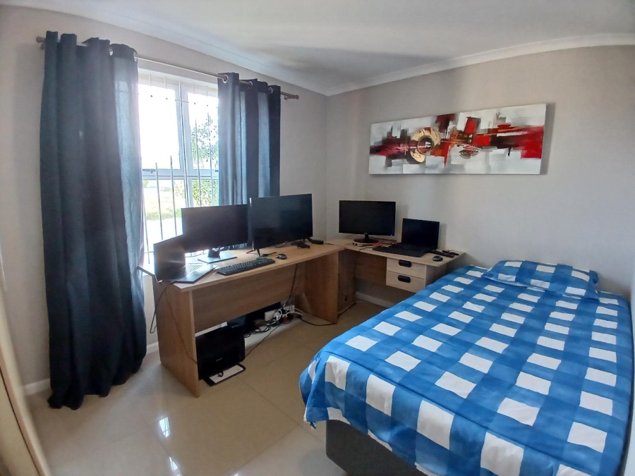 2 Bedroom Property for Sale in Viking Village Western Cape